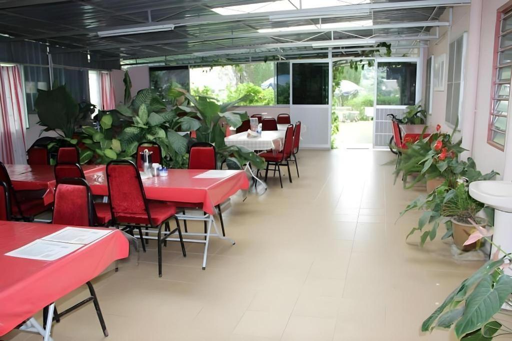 Krs Pines Hotel Cameron Highlands Extérieur photo