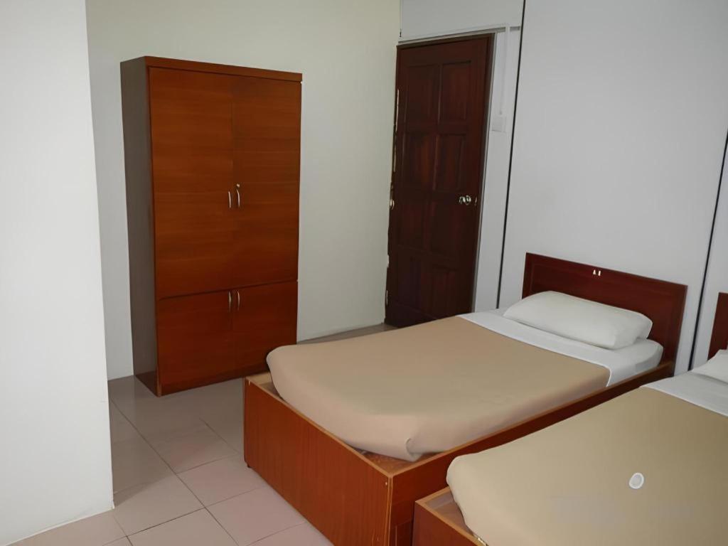 Krs Pines Hotel Cameron Highlands Extérieur photo