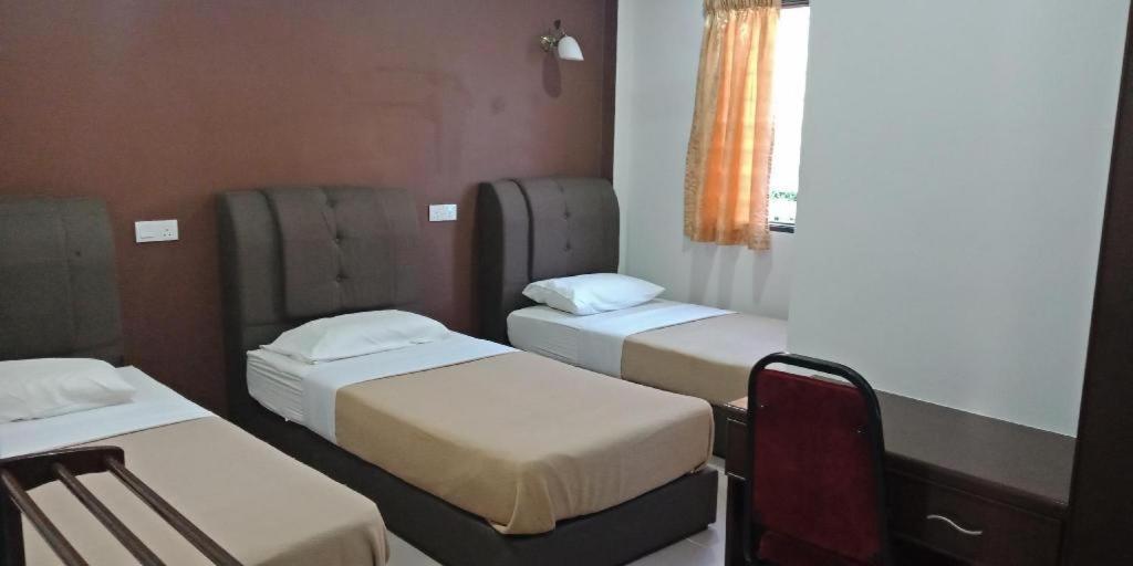 Krs Pines Hotel Cameron Highlands Extérieur photo